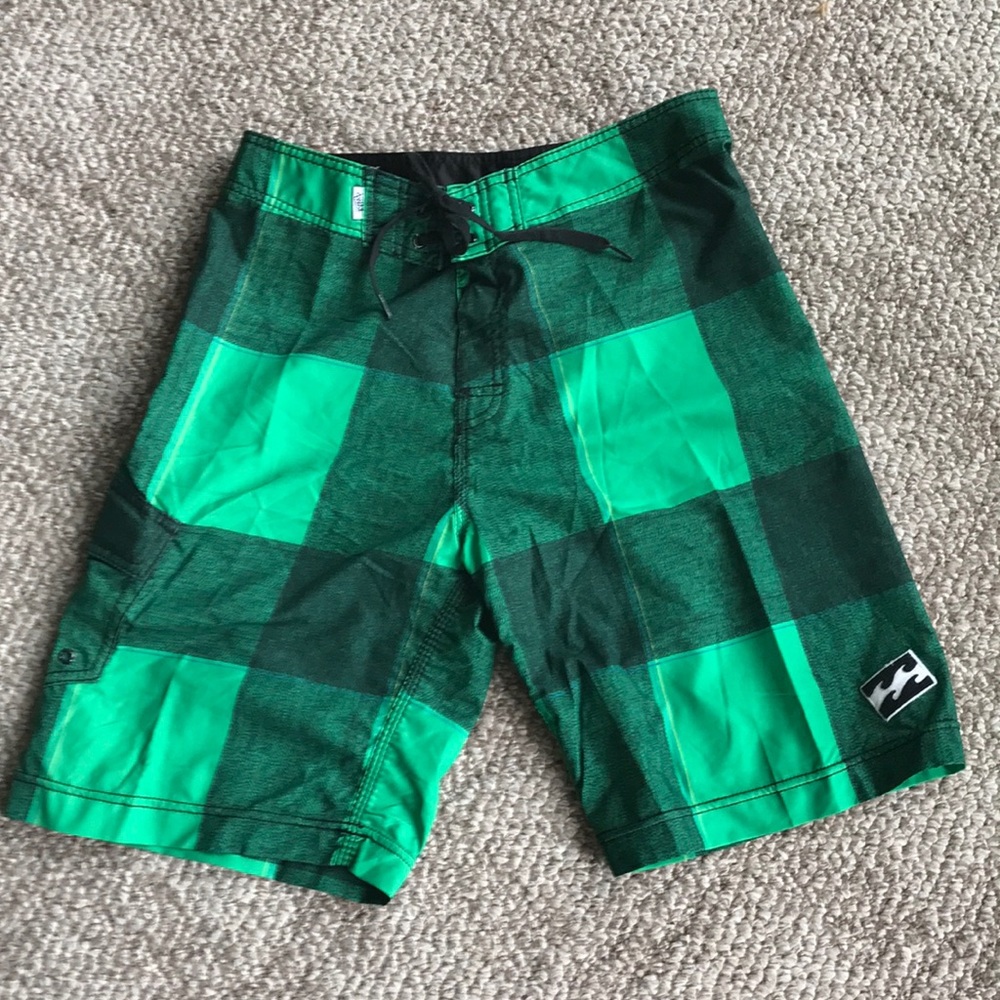 Billabong hybrid board shorts